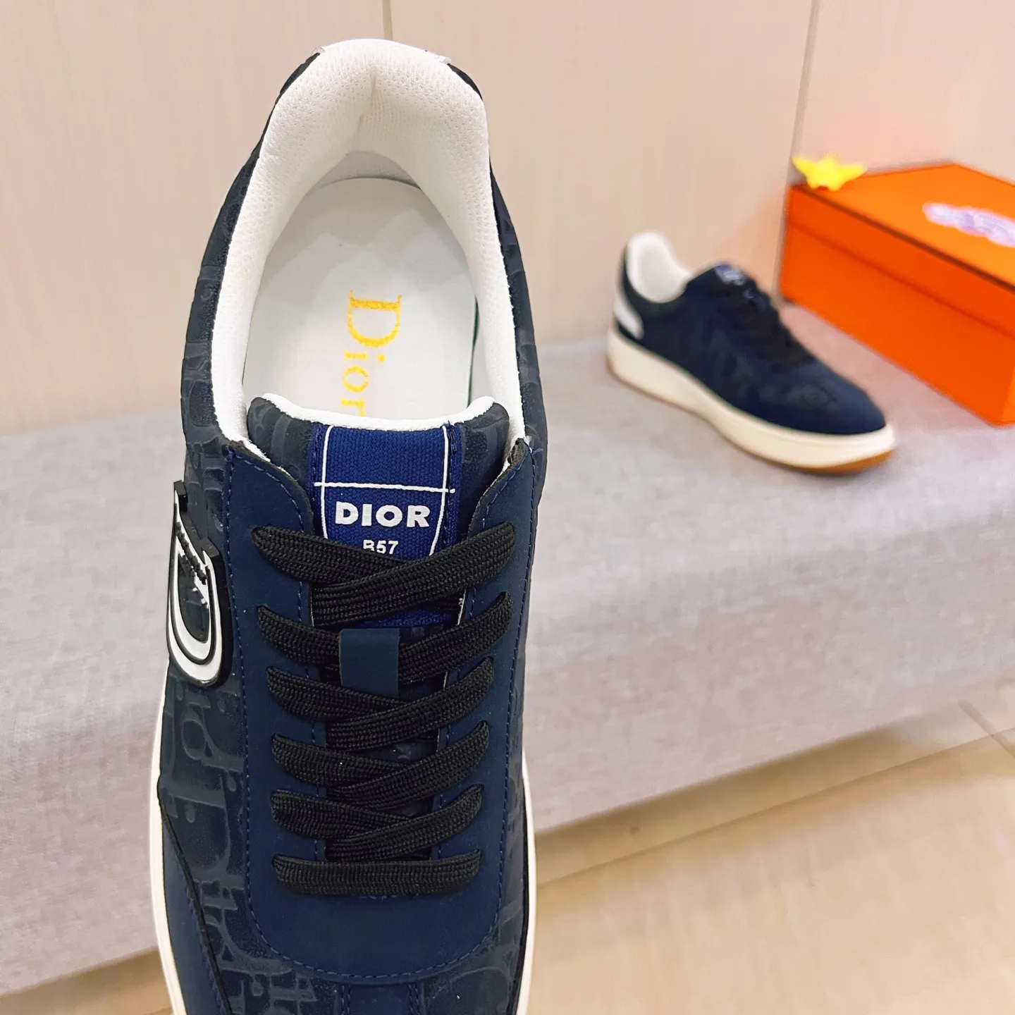 🚘🚘Factory batch 400💰[Dior]🔥Men's high-end brand of shoes official website 1:1 latest masterpiece: the upper is made of first-layer cowhide imported from Italy with a comfortable and breathable lining➕original non-slip and wear-resistant outsole🔥, making walking more convenient and comfortable! An exclusive new model, a stunning work, a beautiful 1:1 replica [color] compared to the official quality! Create a fashionable personality to set off your uniqueness! A must-have for trendy men! Classic🔥Size: 38-44 Color: 🔥Multiple colors available🔥.